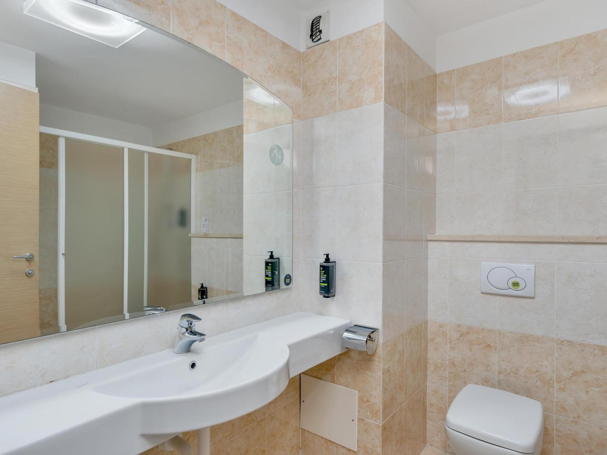 Hotel B&B Hotel Settimo Torinese 3*