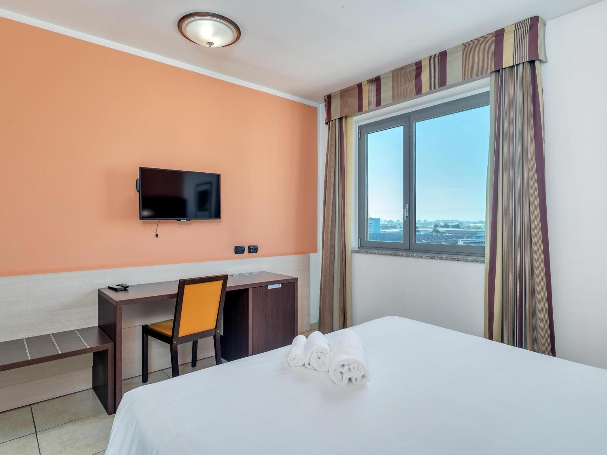 B&B Hotel Settimo Torinese Hotel
