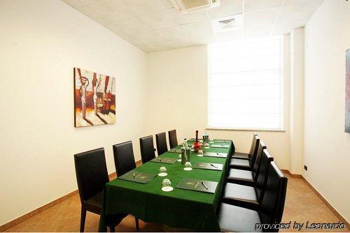 Hotel B&B Hotel Settimo Torinese 3*